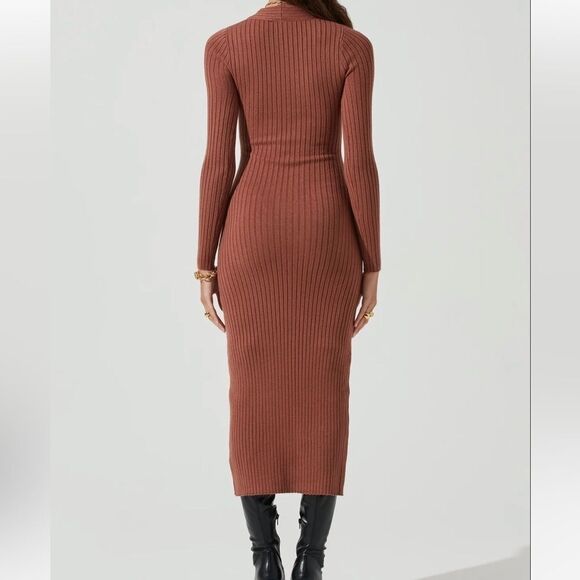 ASTR The Label Long Sleeve Twist Front Sweater Dress - Picture 4 of 9